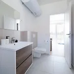 Oliver Apartment *