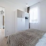 Oliver Apartment Kehidakustany